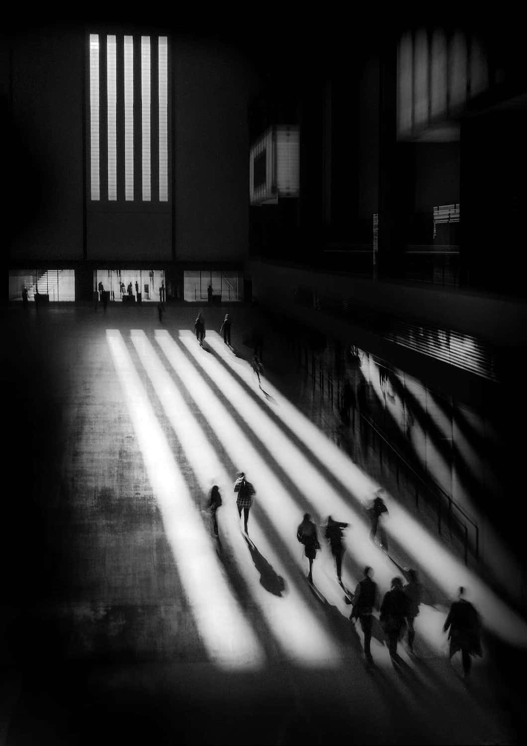 Tate Sunlight, by Colin Page, Street Bronce Mention in the Black and White Photo Awards 2024