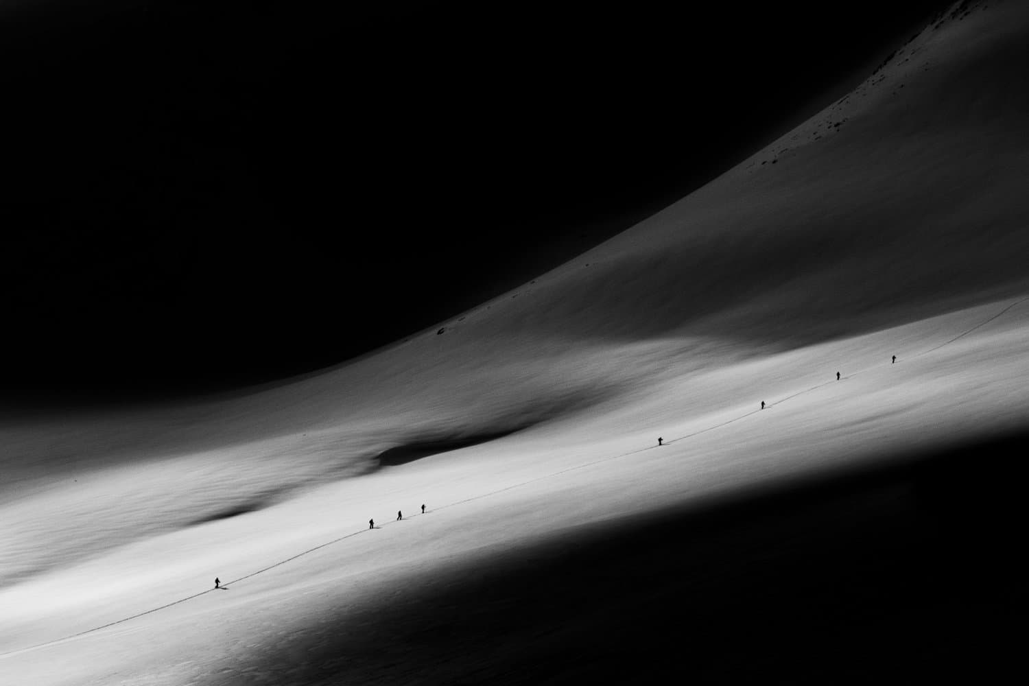 Black and White Photo Awards 2025 - Landscape Second Category Winner - Silent steps , by Elias Ejderhamn